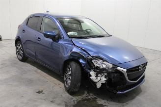 Mazda 2  picture 2