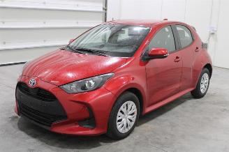 Vrakbiler auto Toyota Yaris  2023/8