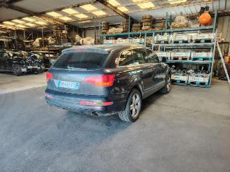 Audi Q7  picture 4