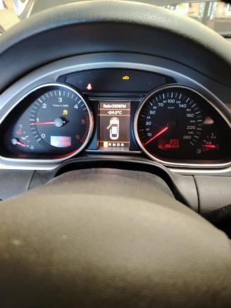 Audi Q7  picture 10