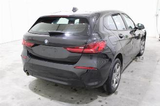 BMW 1-serie 118 picture 3