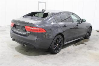 Jaguar XE  picture 3