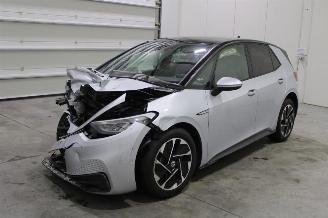Vrakbiler auto Volkswagen ID.3  2023/5