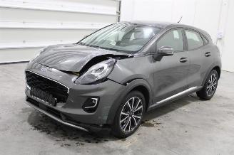 Vaurioauto  passenger cars Ford Puma  2023/7