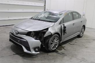 Salvage car Toyota Avensis  2017/6