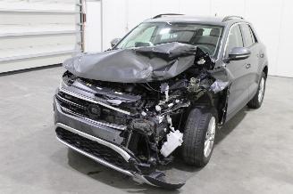Auto incidentate Volkswagen T-Roc  2023/8