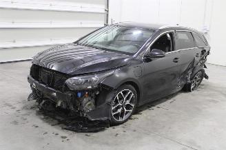 Uttjänta bilar auto Kia Cee d cee'd 2023/9