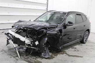 Vrakbiler auto BMW X1  2023/6