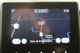 Renault Clio  picture 13