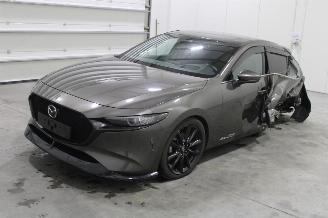Uttjänta bilar auto Mazda 3  2020/8