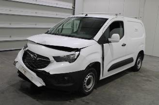 uszkodzony samochody osobowe Opel Combo  2021/10