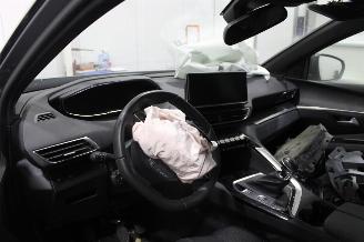 Peugeot 5008  picture 10