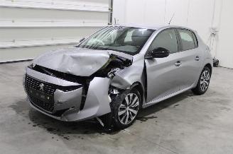 skadebil auto Peugeot 208  2023/7