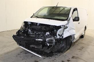 Uttjänta bilar auto Toyota ProAce CITY 2025/1