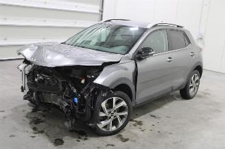 Voiture accidenté Kia Stonic  2025/4