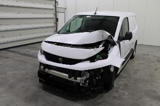 disassembly passenger cars Peugeot Partner  2023/2