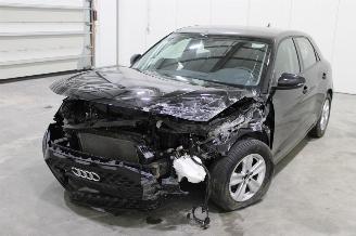 Unfallwagen Audi A1  2023/8