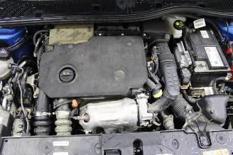 Peugeot 208  picture 11