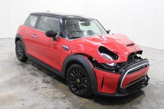 Mini Cooper SE picture 2