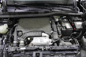Peugeot 2008  picture 15
