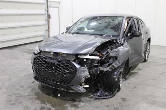 Voiture accidenté Audi Q3  2024/1