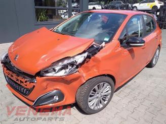 Vrakbiler auto Peugeot 208 208 I (CA/CC/CK/CL), Hatchback, 2012 / 2019 1.2 Vti 12V PureTech 82 2016/2
