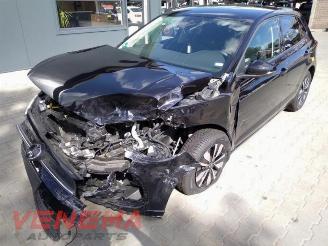 Uttjänta bilar auto Volkswagen Polo Polo VI (AW1), Hatchback 5-drs, 2017 1.0 TSI 12V 2024/8