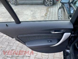 BMW 1-serie 1 serie (F20), Hatchback 5-drs, 2011 / 2019 118i 1.5 TwinPower 12V Van picture 24