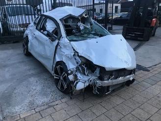 Vrakbiler auto Peugeot 208 1200CC - BENZINE - 81KW 2018/1