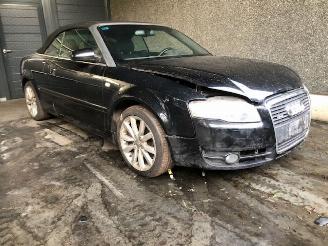 disassembly passenger cars Audi A4 cabrio - quattro - 3000cc - diesel 2007/1