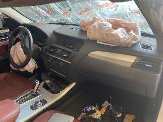 BMW X3 (F25) SUV 2010 / 2017 xDrive20d 16V SUV  Diesel 1.995cc 135kW (184pk) picture 7