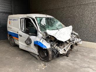 Vrakbiler auto Ford Transit Connect (PJ2) Van 2013 1.5 TDCi Bestel  Diesel 1.498cc 55kW (75pk) FWD 2015-08 2016/5