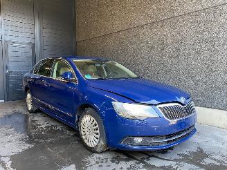 rozbiórka samochody osobowe Skoda Superb (3TAA) Hatchback 2008 / 2015 1.6 TDI Hatchback  Diesel 1.598cc 77kW (105pk) FWD 2015/3