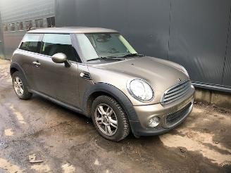 Auto da rottamare Mini One (R56) Hatchback 2006 / 2013 1.6 One D 16V Hatchback  Diesel 1.598cc 66kW (90pk) FWD 2012/1