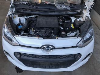 Hyundai I-10 (B5) Hatchback 2013 1.0 12V Hatchback  Benzine 998cc 49kW (67pk) FWD picture 19