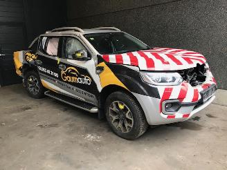 skadebil auto Renault Alaskan Pick-up 2019 2.3 dCi 190 4x4 Pick-up  Diesel 2.298cc 140kW (190pk) 4x4 2019/5