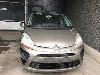 Citroën C4-picasso Picasso (UD/UE/UF) MPV 2007 / 2013 1.6 16V VTi 120 MPV  Benzine 1.598cc 88kW (120pk) FWD picture 6