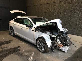Sloopauto Audi A5 Sportback (B9) Liftback 2019 2.0 35 TFSI Mild Hybrid 16V Liftback  Elektrisch Benzine 1.984cc 110kW 2019/6