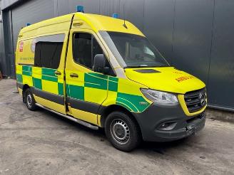 Auto da rottamare Mercedes Sprinter 3,5t (907.6/910.6) Van 2021 319 CDI 3.0 V6 24V RWD Bestel  Diesel 2.987cc 140kW (190pk) RWD 2021/11