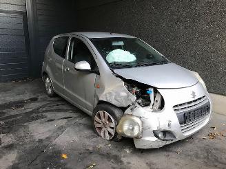 Vrakbiler auto Suzuki Alto (GF) Hatchback 5-drs 2009 1.0 12V Hatchback  Benzine 996cc 50kW FWD 2009/6