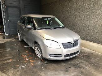 disassembly passenger cars Skoda Fabia Fabia II Combi Combi 5-drs 2007 / 2015 2009/5