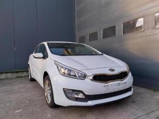 Uttjänta bilar auto Kia Cee d Cee'd Sportswagon (JDC5), Combi, 2012 / 2018 1.6 CRDi 16V VGT 2014/3