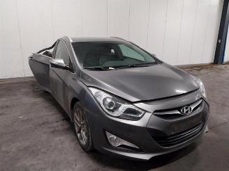 Hyundai I-40  picture 1
