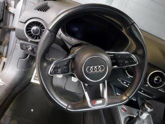 Audi TT  picture 17