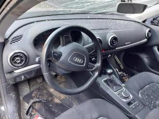 Audi A3 A3 Sportback (8VA/8VF), Hatchback 5-drs, 2012 / 2020 1.6 TDI Ultra 16V picture 13