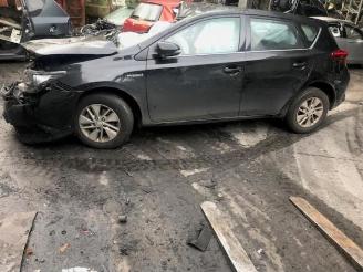 Toyota Auris Auris (E18), Hatchback 5-drs, 2012 / 2019 1.8 16V Hybrid picture 2