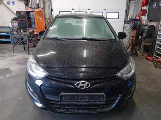 Hyundai I-20  picture 2