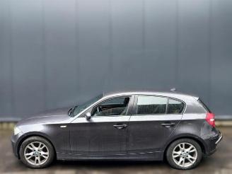 BMW 1-serie 1 serie (E87/87N), Hatchback 5-drs, 2003 / 2012 120i 16V picture 3