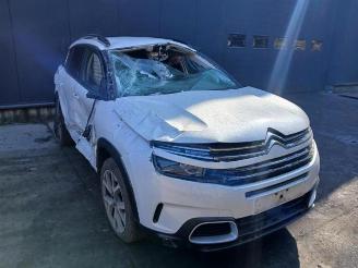 Vrakbiler auto Citroën C5 Aircross C5 Aircross (A4/AC/AJ/AR), SUV, 2018 1.5 Blue HDi 130 16V 2020/1