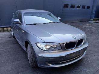 Vrakbiler auto BMW 1-serie 1 serie (E87/87N), Hatchback 5-drs, 2003 / 2012 118i 16V 2009/10